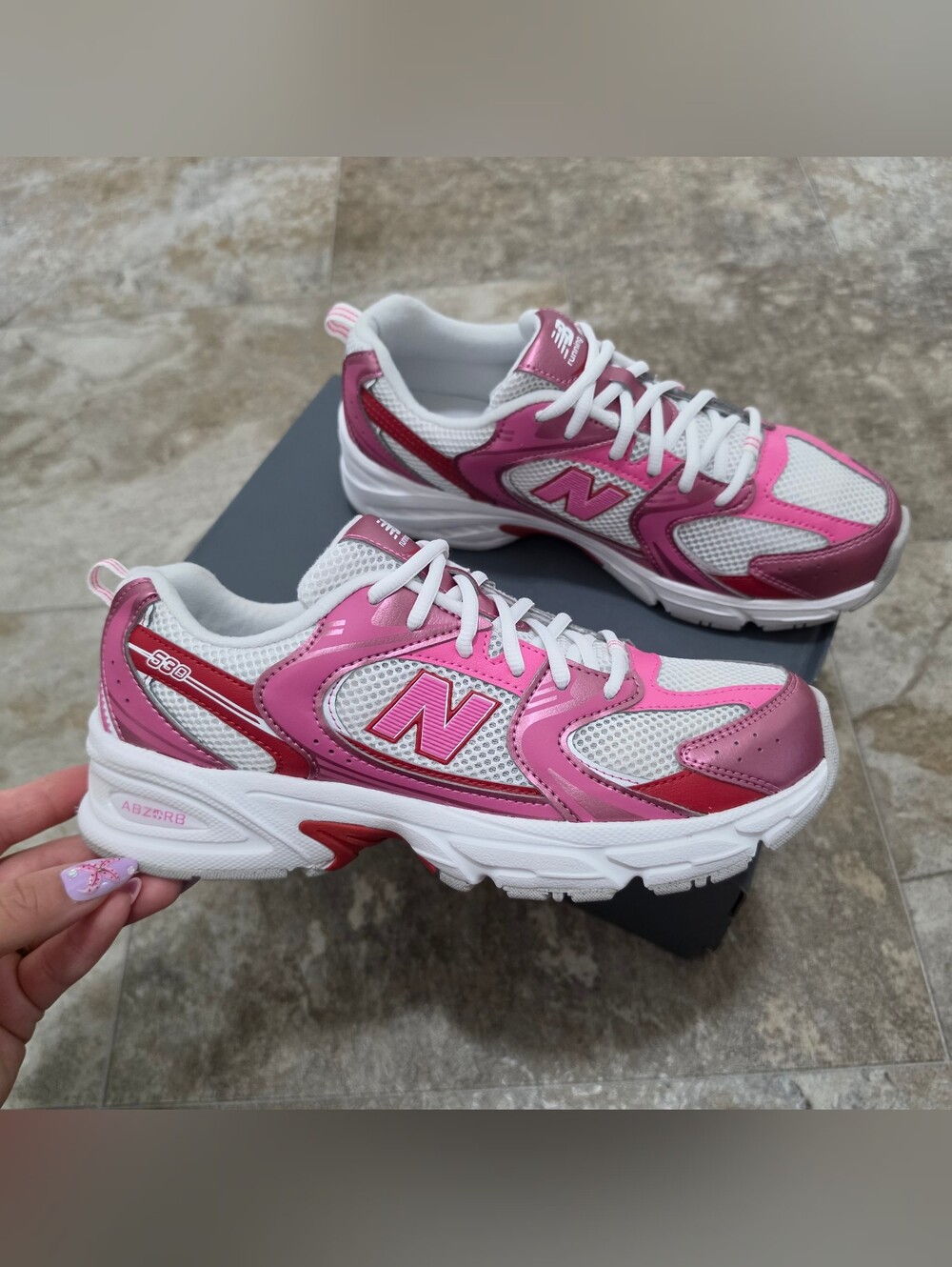 New Balance 530 Sneakers Size 7Y / 8.5W